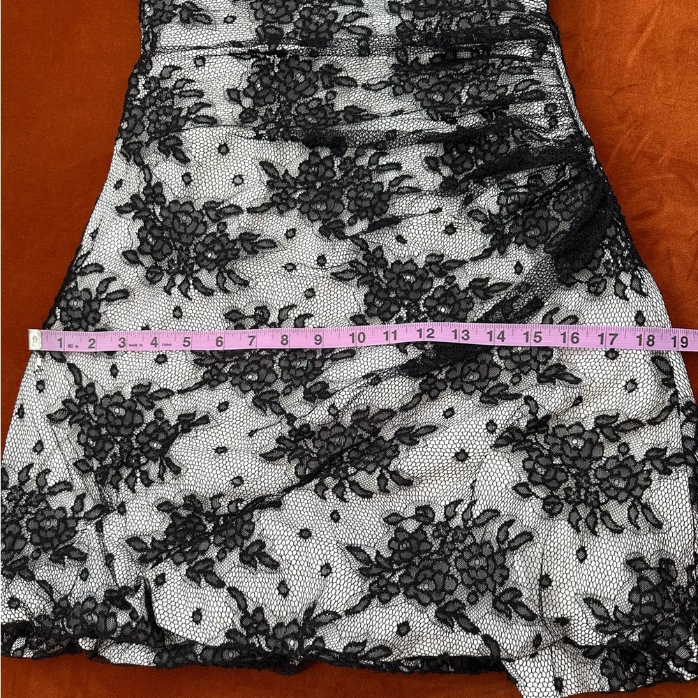 Dolce & Gabbana Y2K Black And White Tulle Lace Corset Mini Dress - Picture 15 of 16